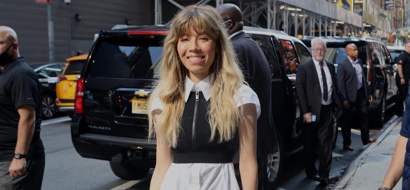 Jennette McCurdy Enjoys ‘Once In A Lifetime Moment’ Speaking At Sydney Opera House