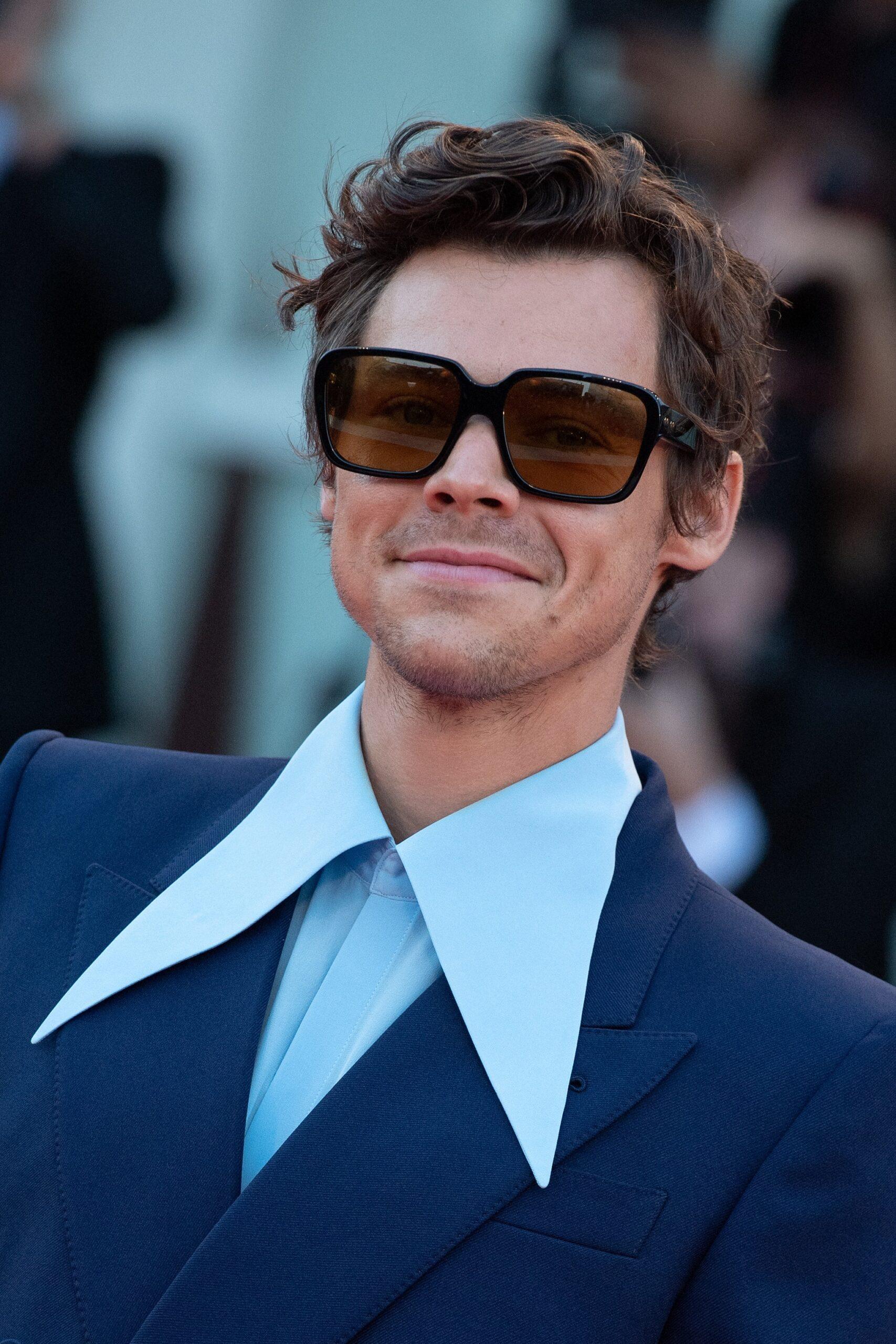 Harry Styles attends the "Don't Worry Darling" red carpet at the 79th Venice International Film Festival on September 05, 2022 in Venice, Italy. Photo: Pablo Cotello/imageSPACE. 05 Sep 2022 Pictured: Harry Styles. Photo credit: Paolo Cotello/imageSPACE / MEGA TheMegaAgency.com +1 888 505 6342 (Mega Agency TagID: MEGA892334_001.jpg) [Photo via Mega Agency]
