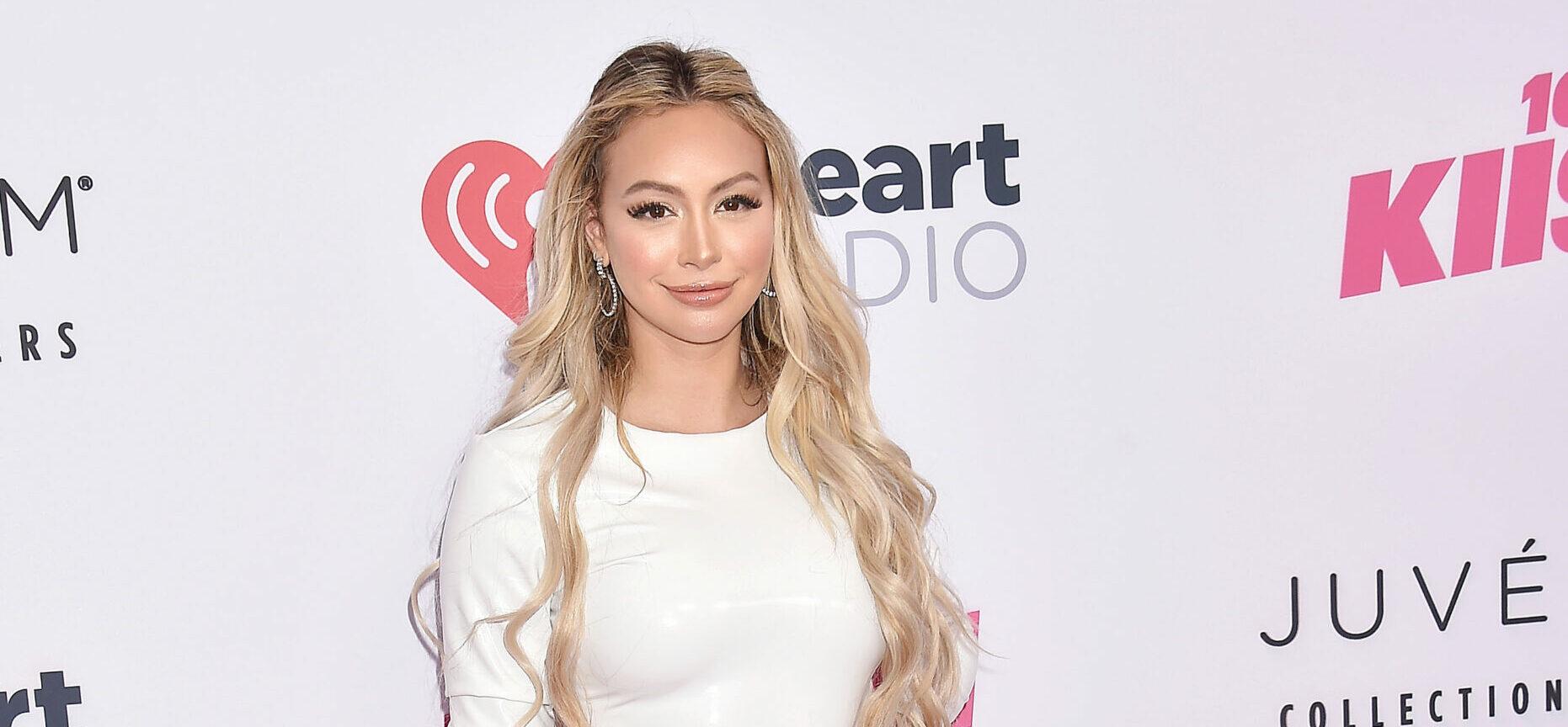 Corinne Olympios Asks ‘Hungry?’ As She Poses Topless And Bralass