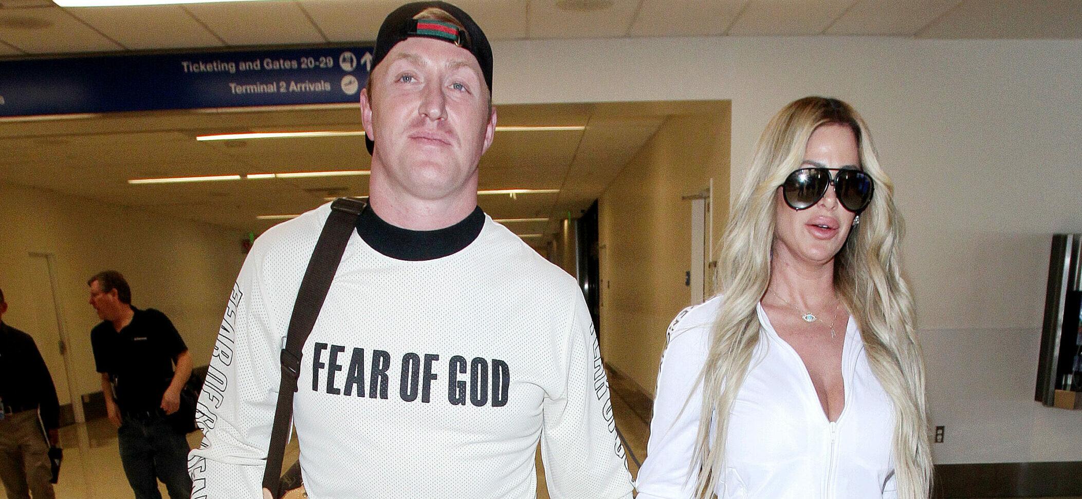 Kim Zolciak and Kroy Biermann arrive at LAX