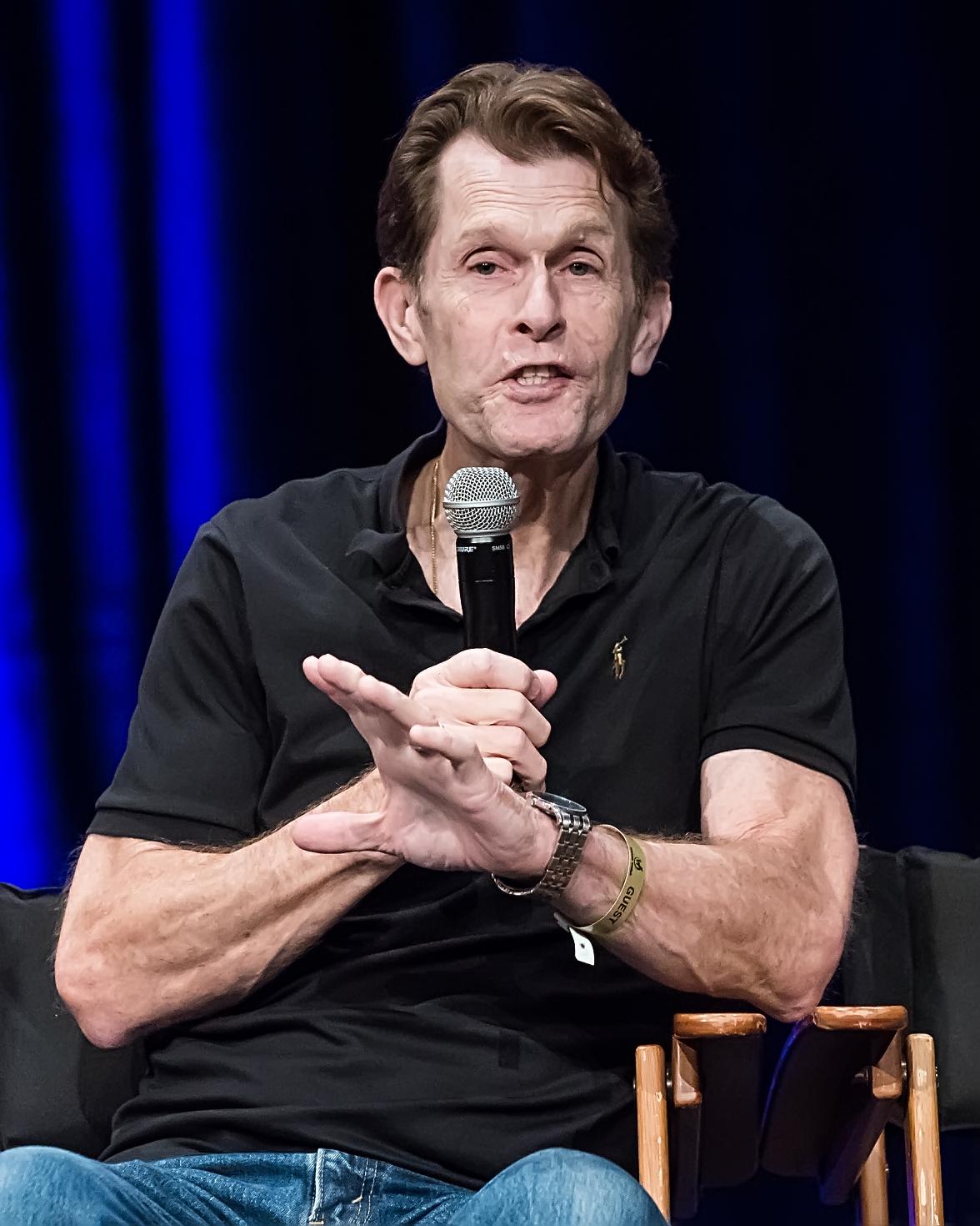 BATMAN! KEVIN CONROY talks Anxeity, Traumatic Childhood, and Robin Williams  