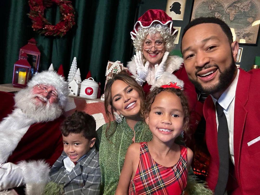 Chrissy Teigen and John Legend take family Christmas photos with kids