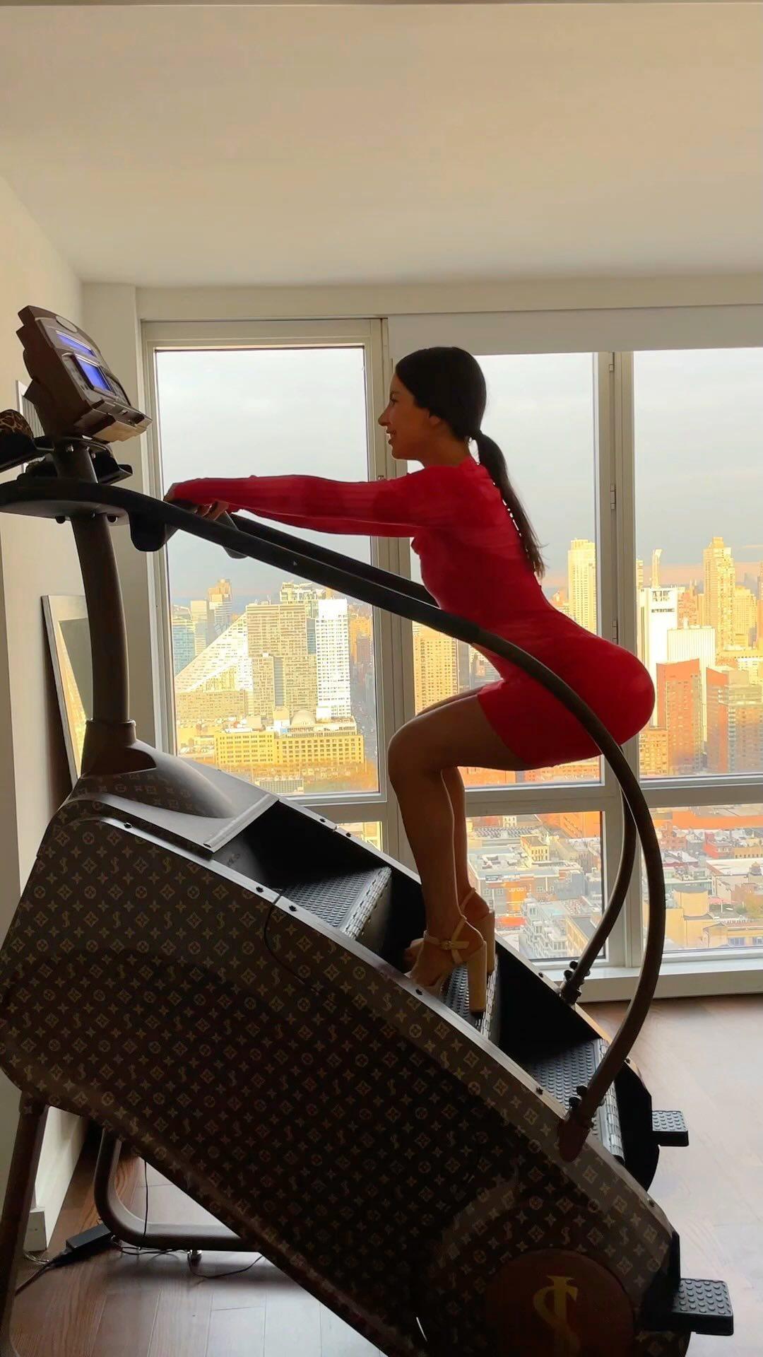 Jen Selter shows off different outfits on her stair climber
