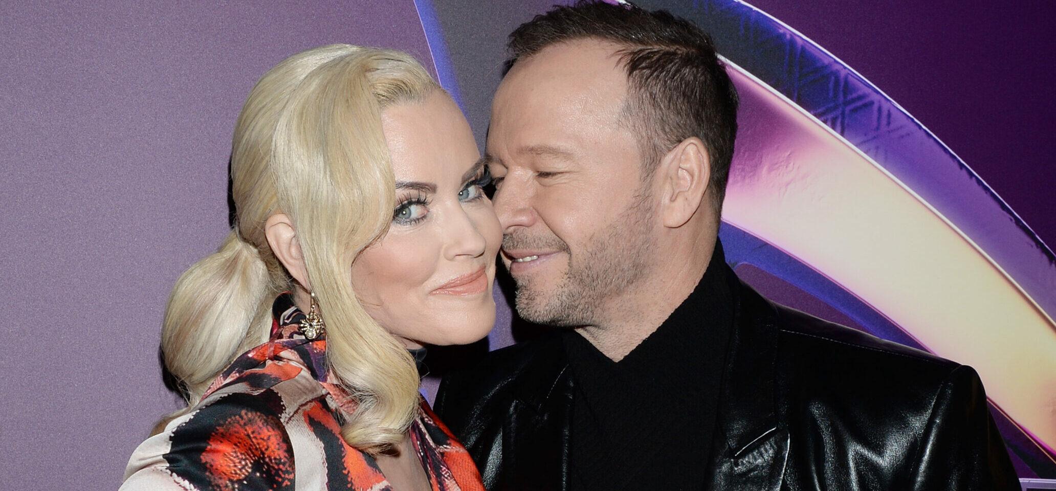 Jenny McCarthy And Donnie Wahlberg Bare It All In New Holiday Ad!