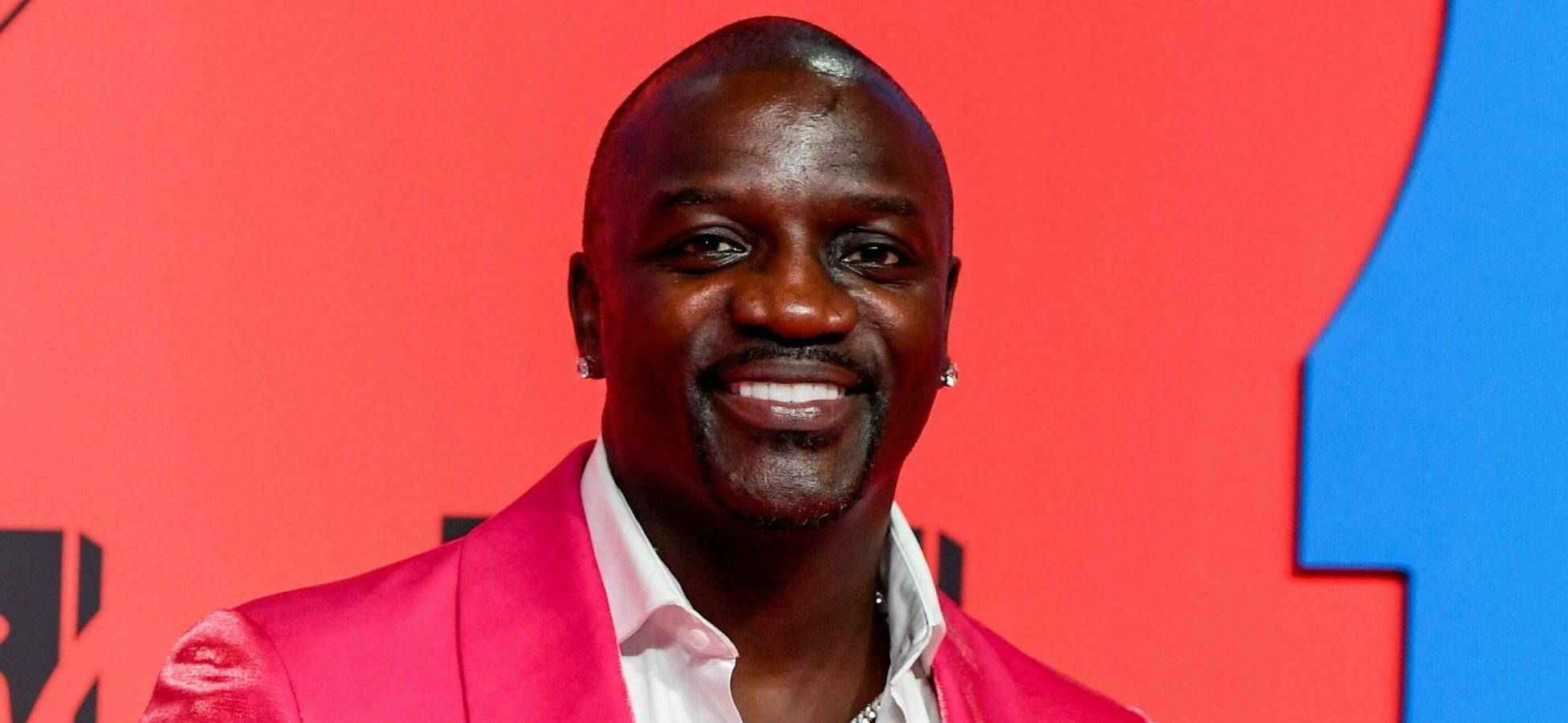 Akon Stands By Nick Cannon And His Ongoing Fatherhood Marathon