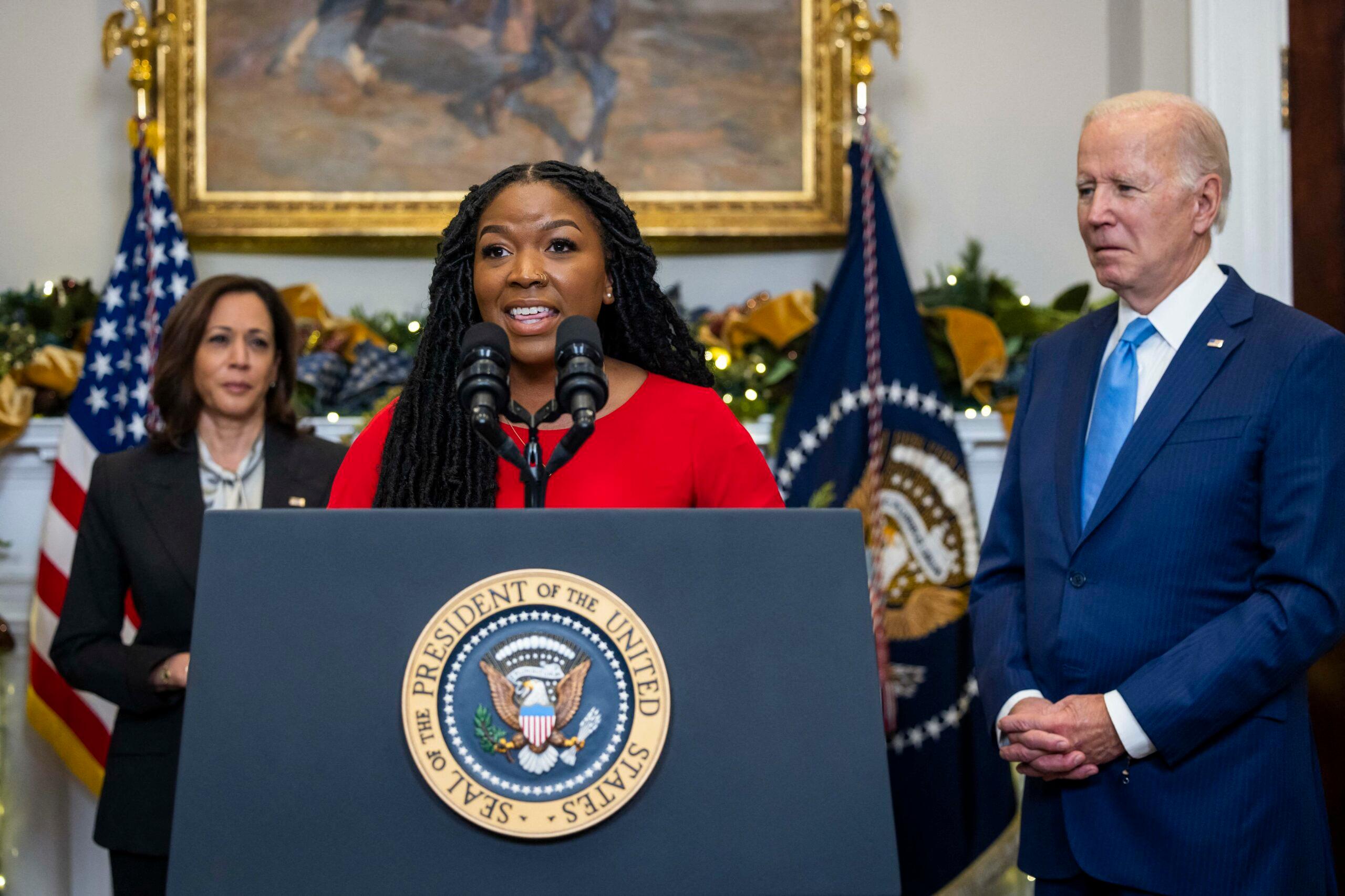 United States President Joe Biden, alongside Cherelle Griner, prepares to announce a prisoner exchange with Russia from the Roosevelt Room of the White House in Washington, DC, USA, 08 December 2022.United States President Joe Biden, alongside Cherelle Griner, prepares to announce a prisoner exchange with Russia from the Roosevelt Room of the White House in Washington, DC, USA, 08 December 2022.