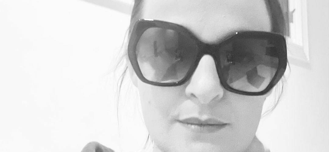 Elisabeth Finch’s Former Friends Reveal More Lies