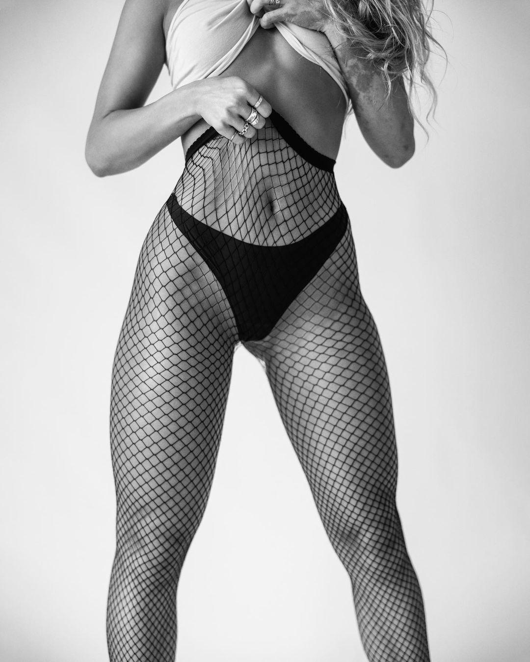 Sommer Ray In Fishnets And Boobs Out! You Have To See This