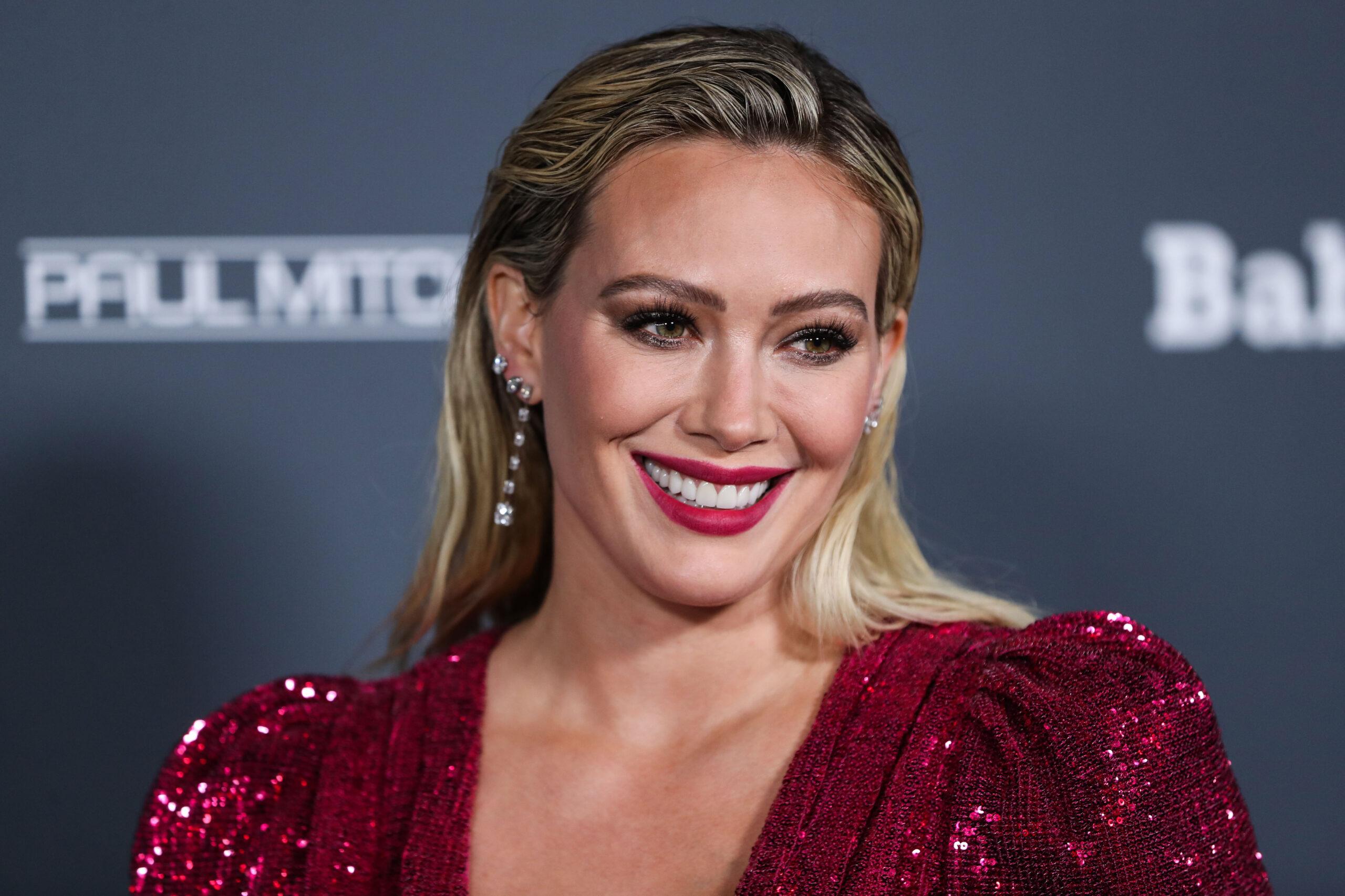 Hilary Duff Breaks Silence On Passing Of ‘Lizzie McGuire’ Friend ...