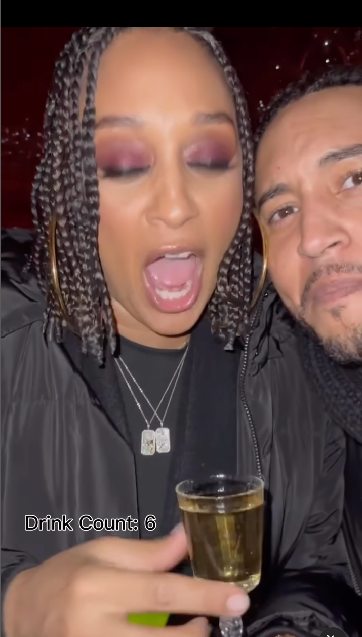 Tahj Mowry Hilariously Begs For Help During Night Out Drinking With Tia Mowry