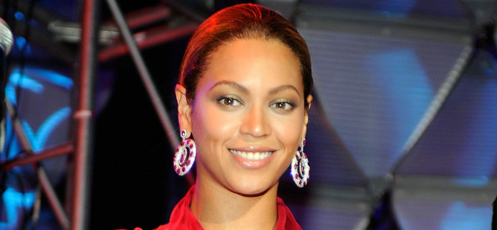 Beyoncé Reveals Struggle With Childhood Psoriasis On Her Head