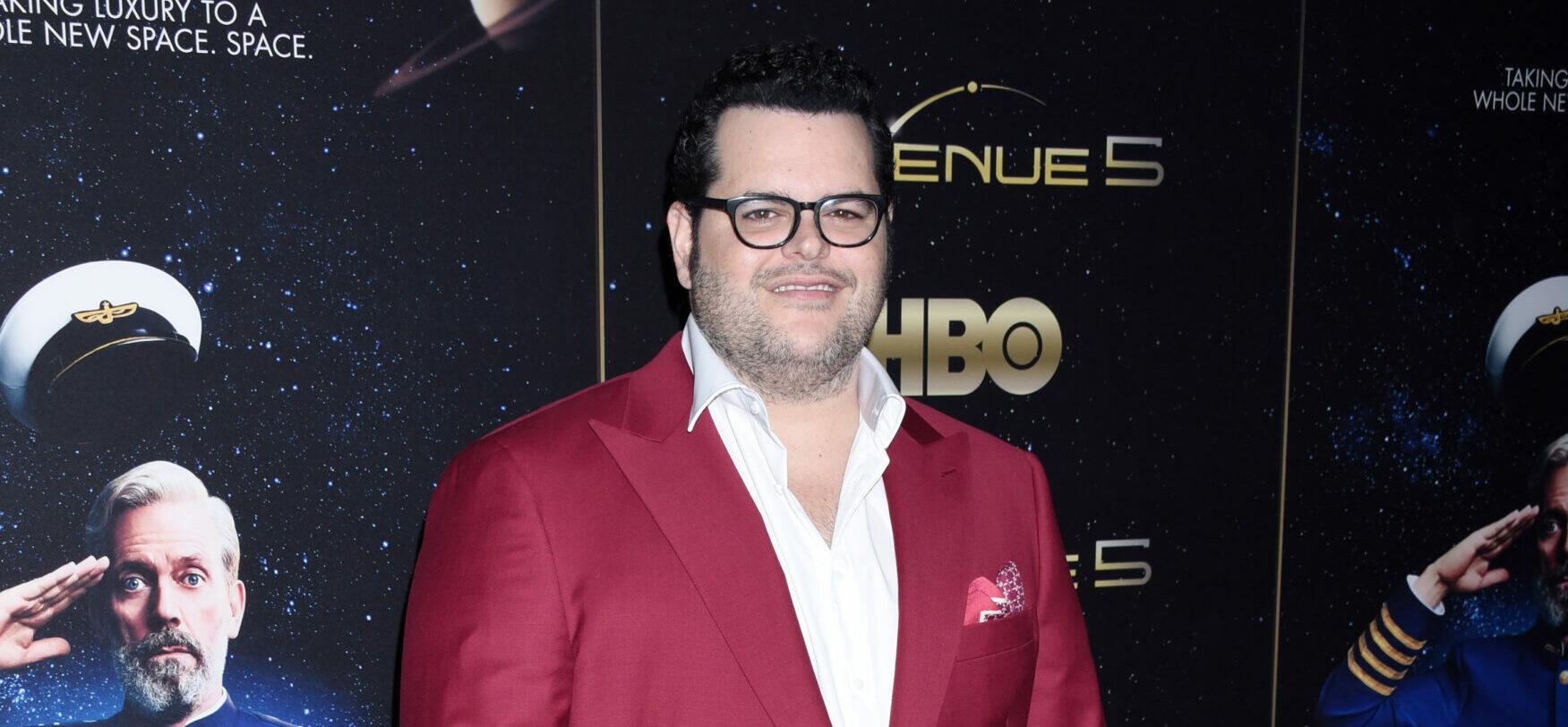 Josh Gad Hilariously Reacts To Being A Clue On ‘Jeopardy!’
