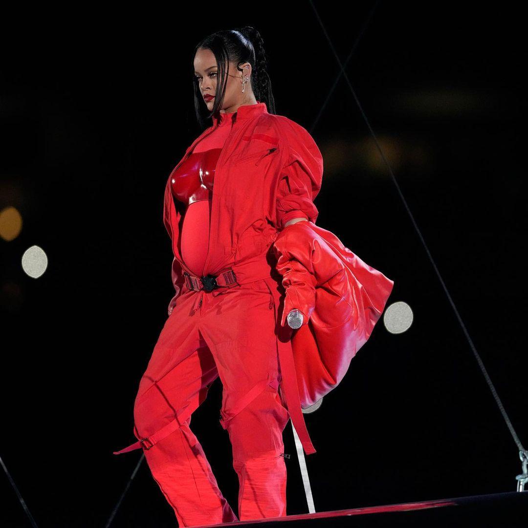 Shaquille O’Neal Slams Rihanna's Super Bowl Performance Critics: 'Shut Your Face'