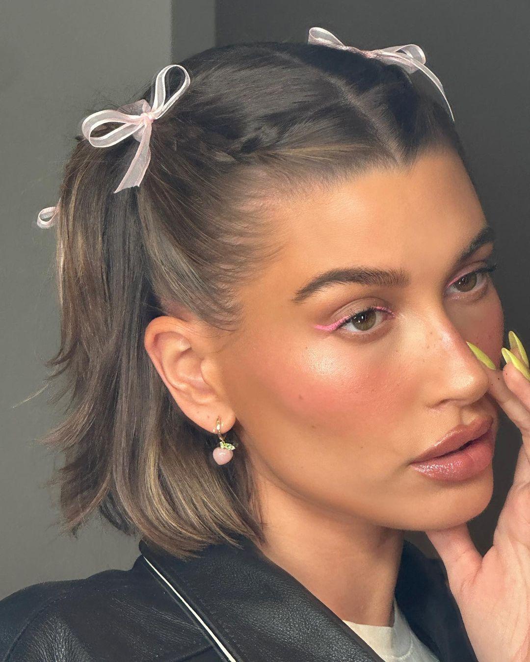Hailey Bieber's Chic Hairstyle Steals Fans Hearts