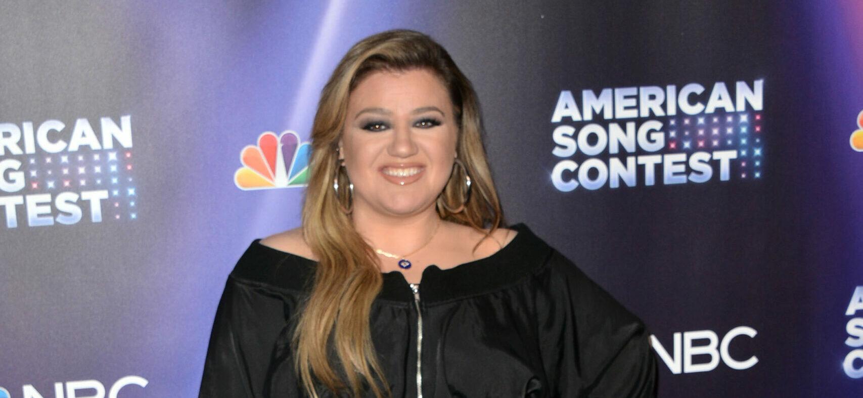 Kelly Clarkson Reveals Her Children Were Hurt By Her Divorce