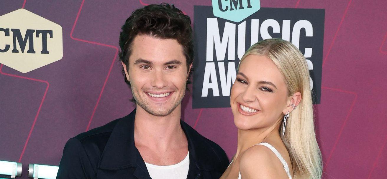Kelsea Ballerini Brings PDA With BF Chase Stokes With Her On Tour