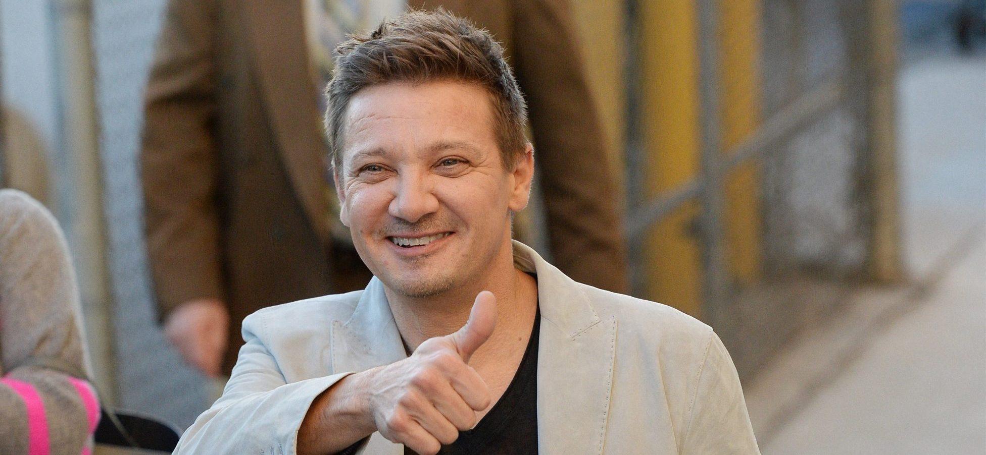 Jeremy Renner Returns Home To Accident Site 5 Months Later