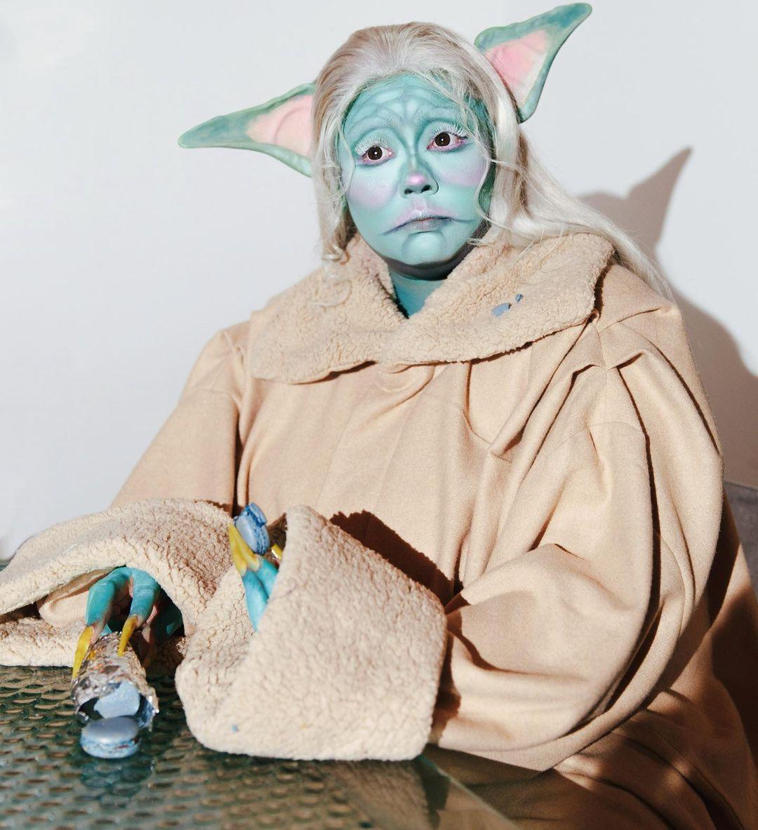 Lizzo goes as Baby Yoda for Halloween 2021