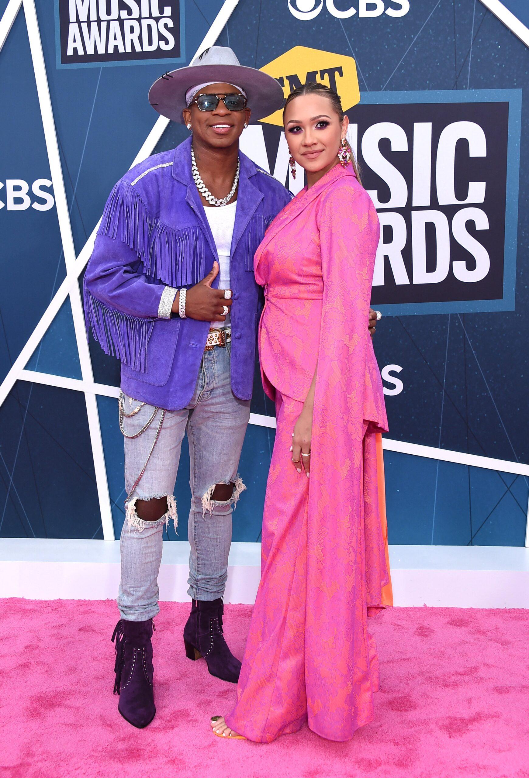 Country Star Jimmie Allen And Wife Alexis Gale Are Separating Amid Her Third Pregnancy