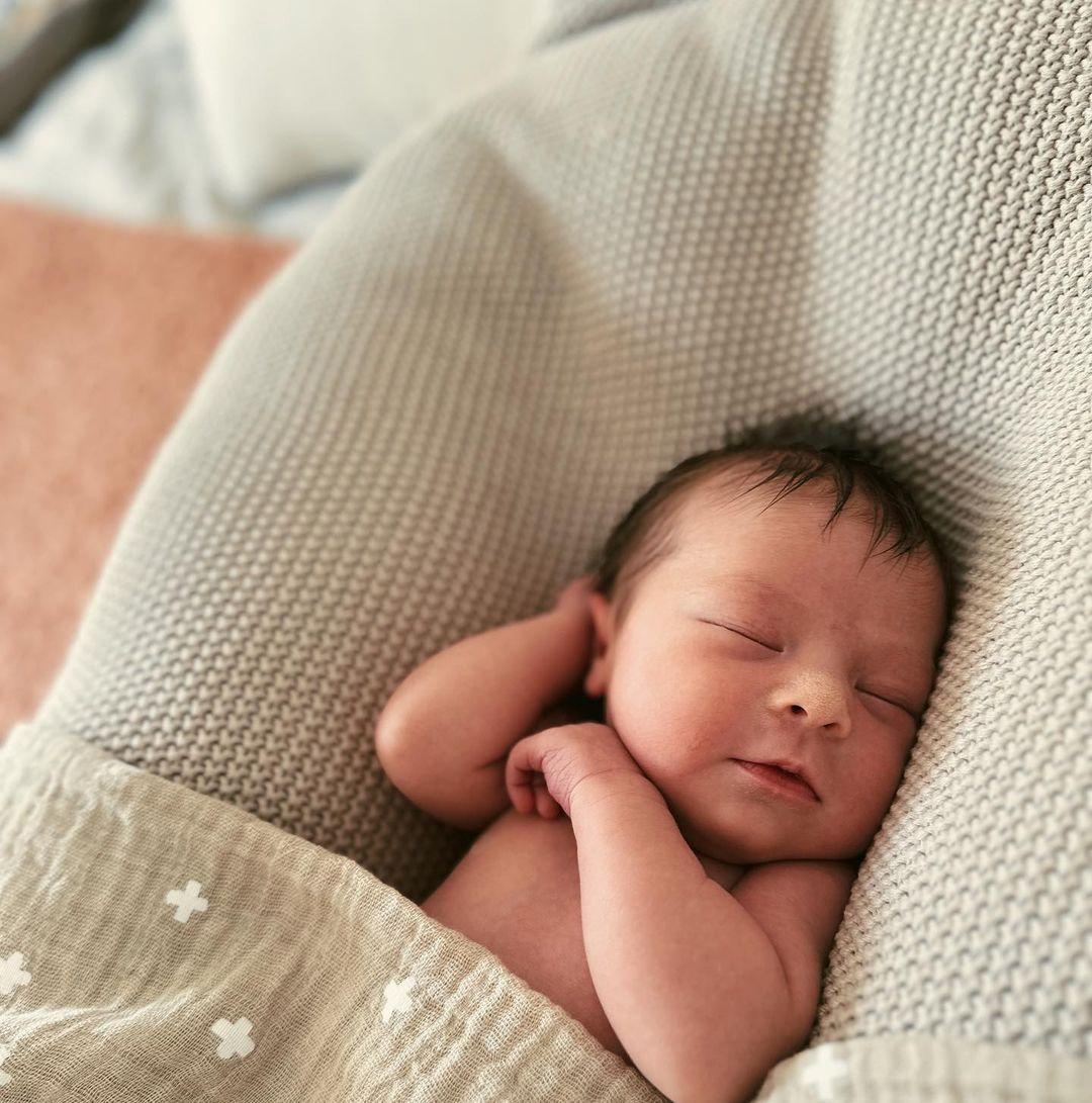Rumer Willis Gives Birth To Her First Child, Shares Adorable Photo Of Baby Louetta