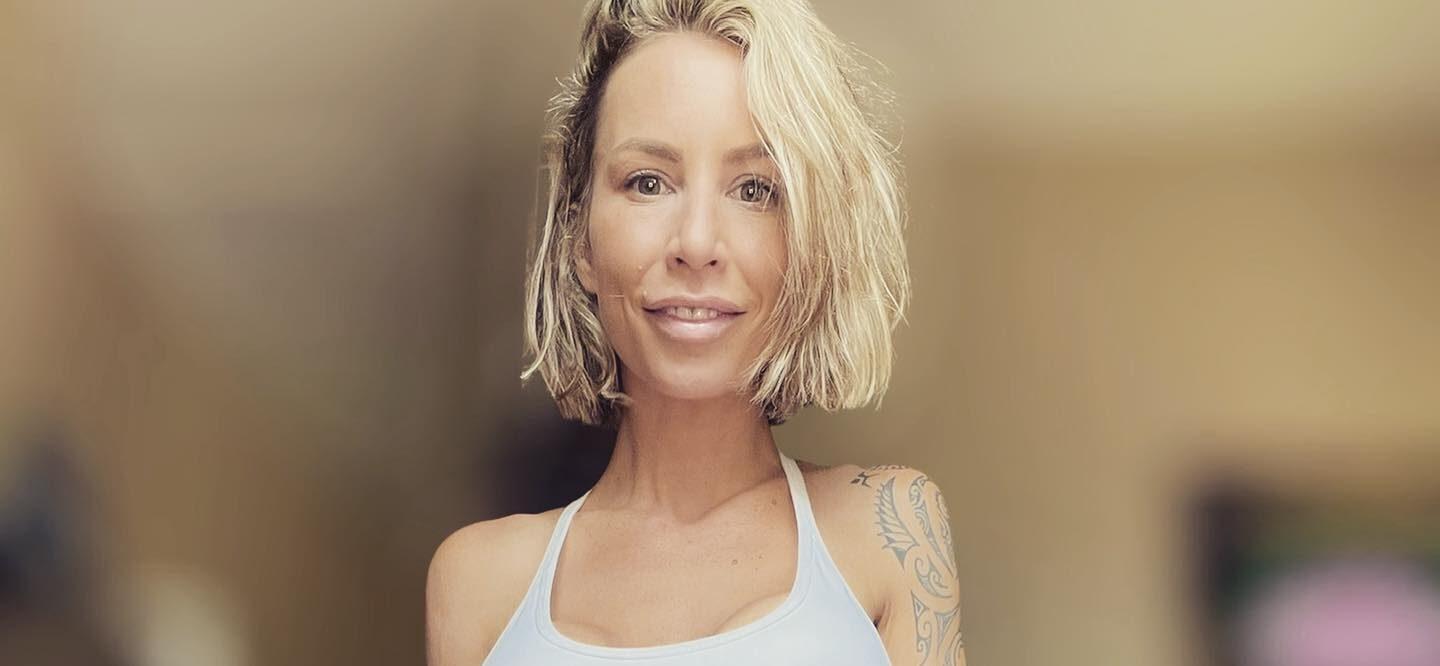 ‘Dog The Bounty Hunter’s Daughter Lyssa Chapman Promotes Her OnlyFans In A Checkered Bikini