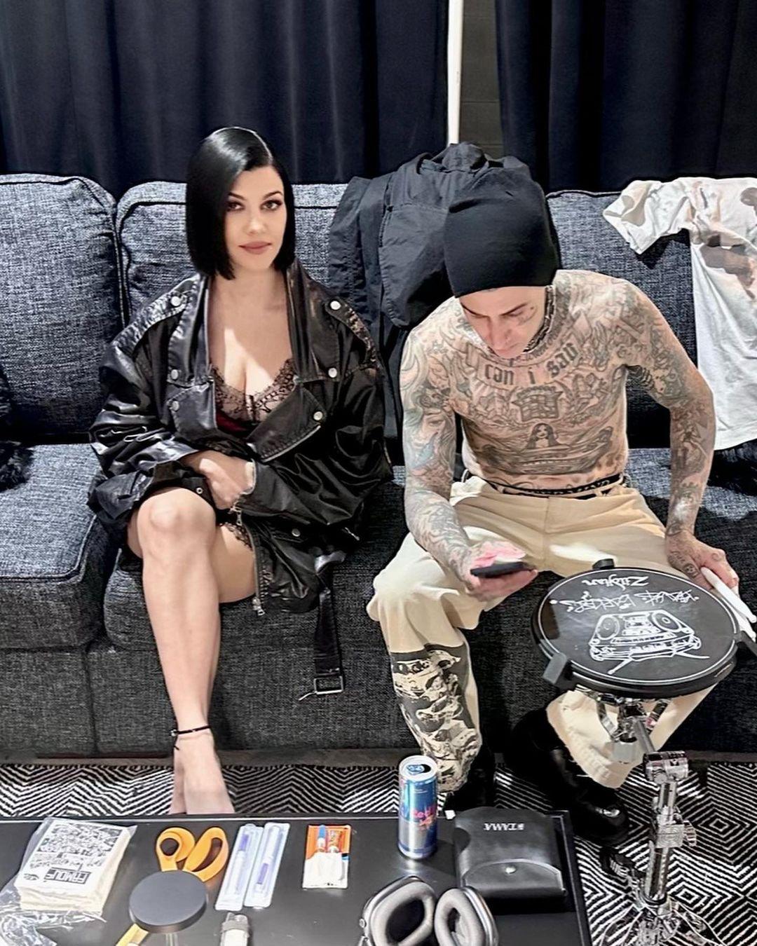 Kourtney Kardashian returns to being brunette as she joins Travis Barker on Blink-182 tour