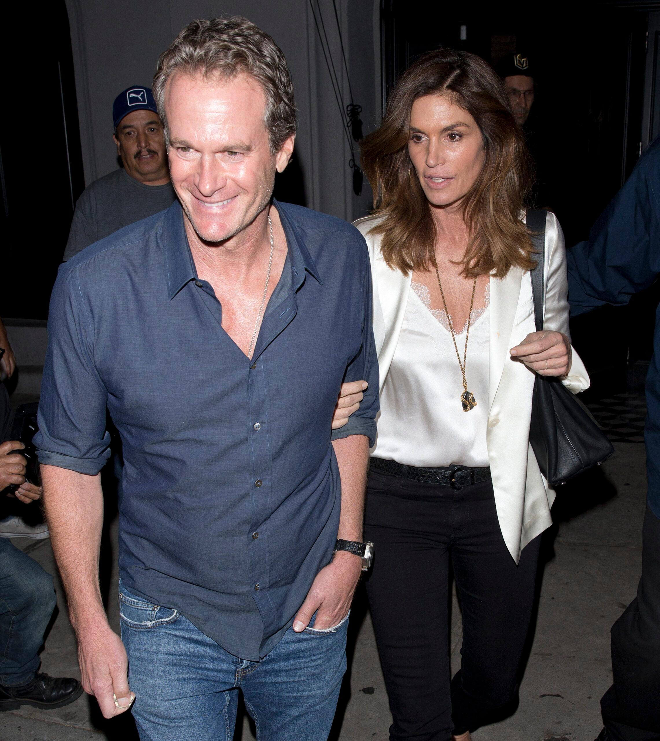 Cindy Crawford Marks 25 Years Of Marriage To Rande Gerber With Gorgeous Throwback Photos Of Their Wedding Day
