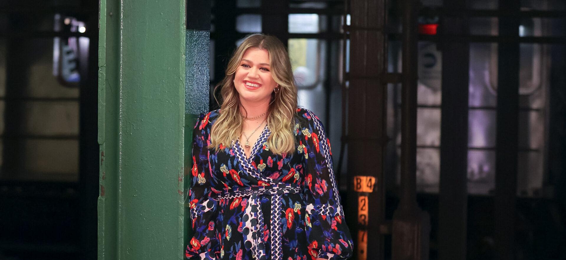 Fans Respond To Kelly Clarkson’s Statement Regarding ‘The Kelly Clarkson Show’ Workplace Allegations