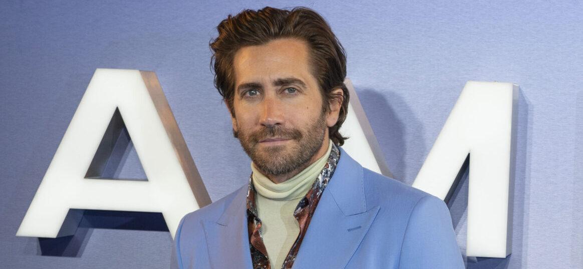 Jake Gyllenaal once saved a life, with his pee!