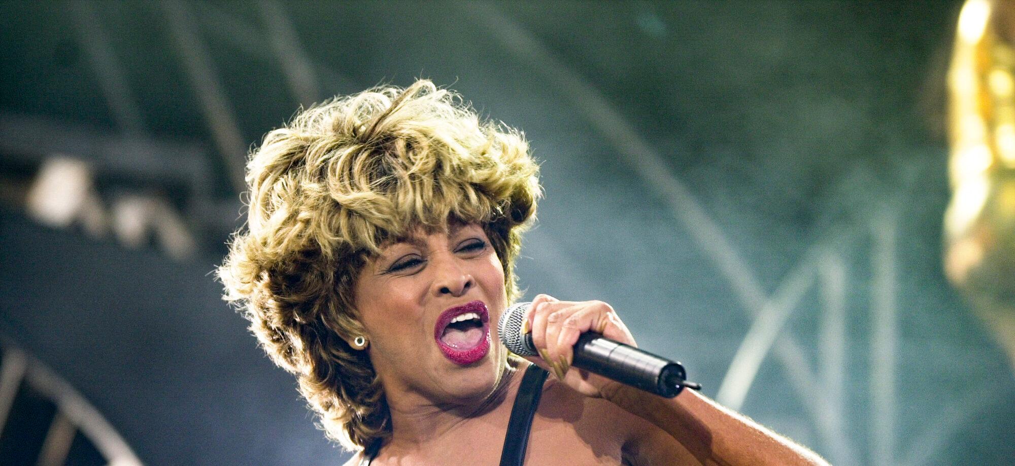 Rolling Stones’ Mick Jagger & Ronnie Wood Pay Tribute To Tina Turner