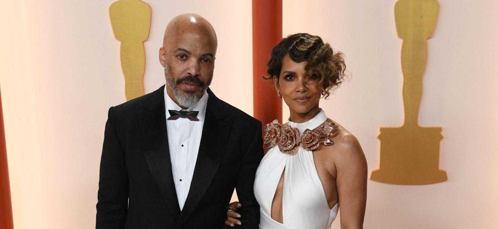 Halle Berry & BF Van Hunt Are A Power Couple At Michael Kors NYFW Show