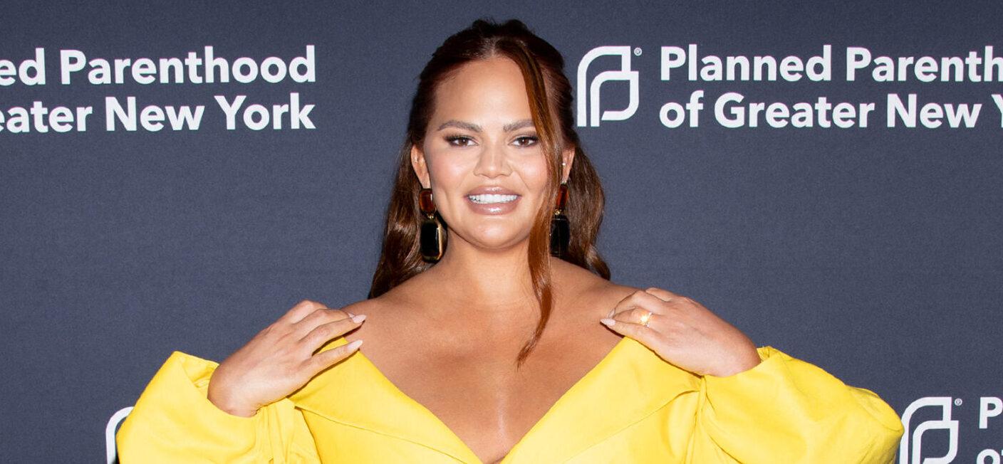 Chrissy Teigen Posts Topless From Her Ultrasound And Mammogram Appointment