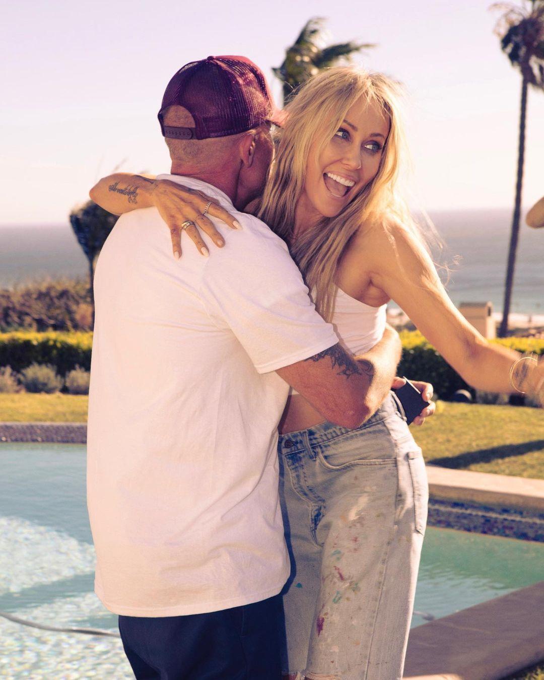 Tish Cyrus recalls engagement to fiancé Dominic Purcell