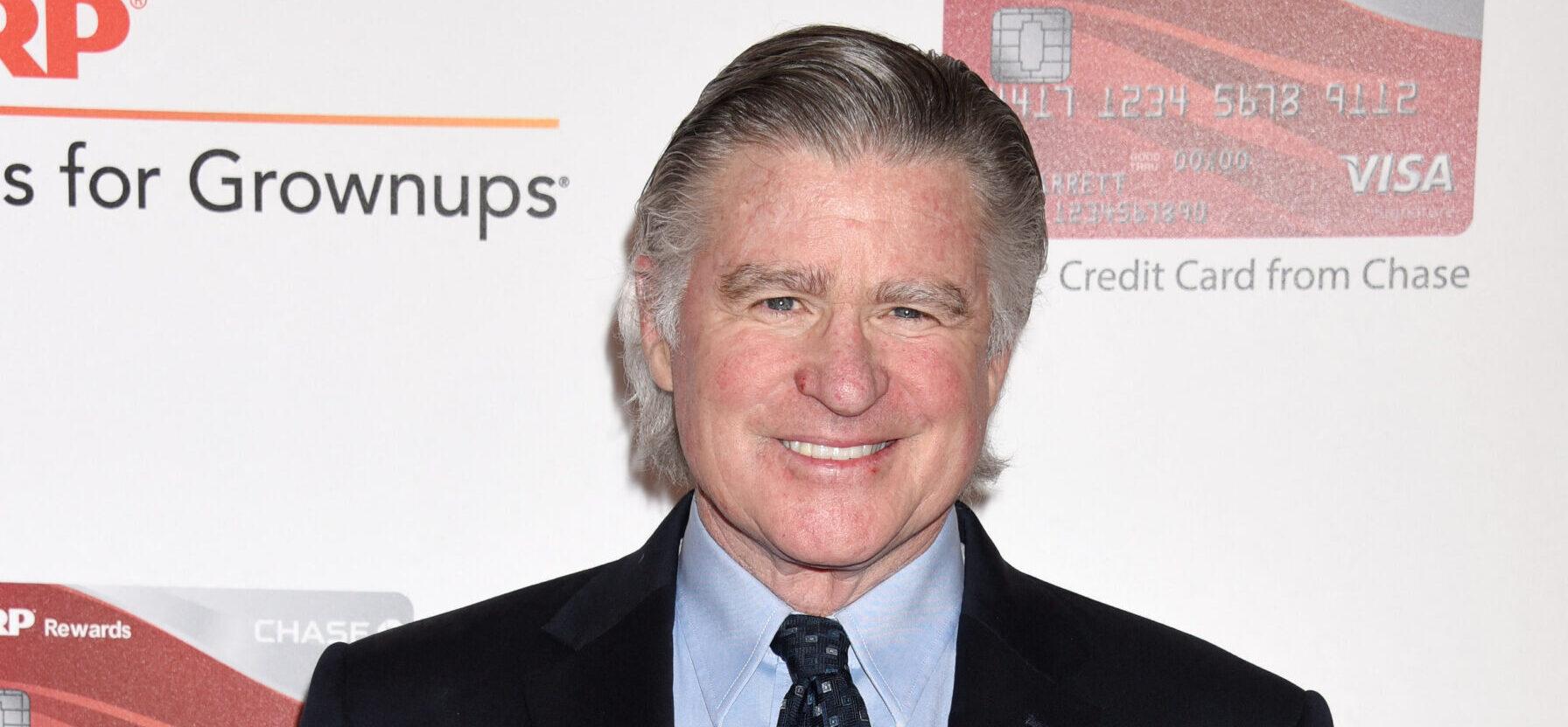 Hilaria Baldwin, Wendell Pierce & More Pay Tribute To Treat Williams