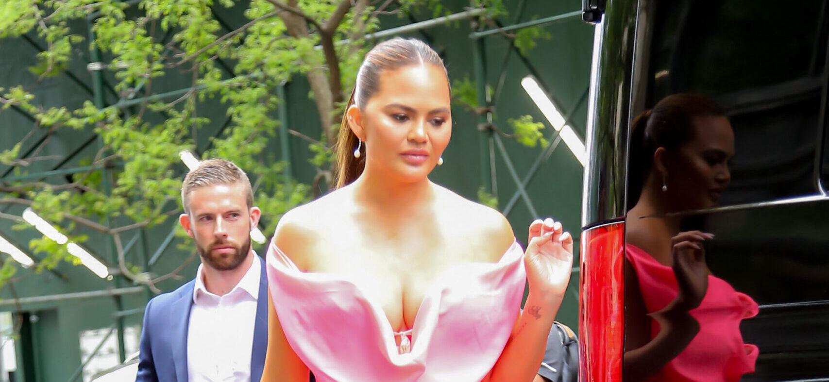 Chrissy Teigen Celebrates Returning to Workout Class, Takes On Pilates With Daughter