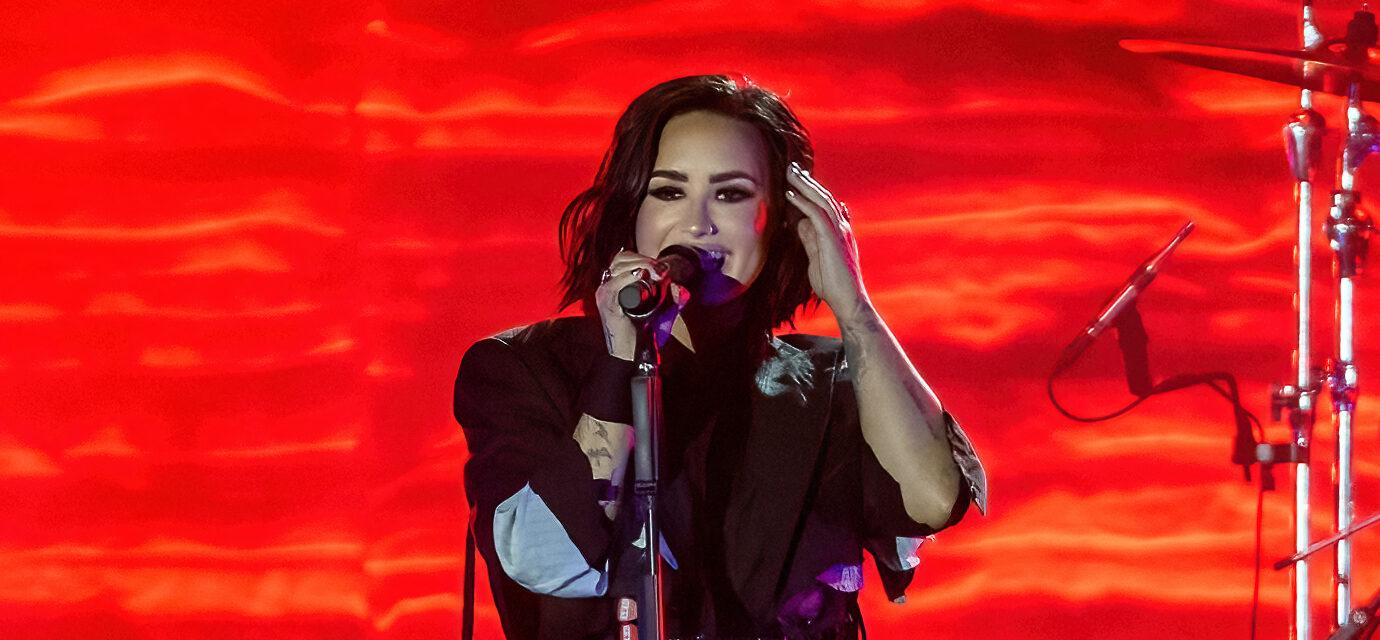 Demi Lovato Rocks New Hairdo While Flaunting Natural Beauty In Makeup-free Clip