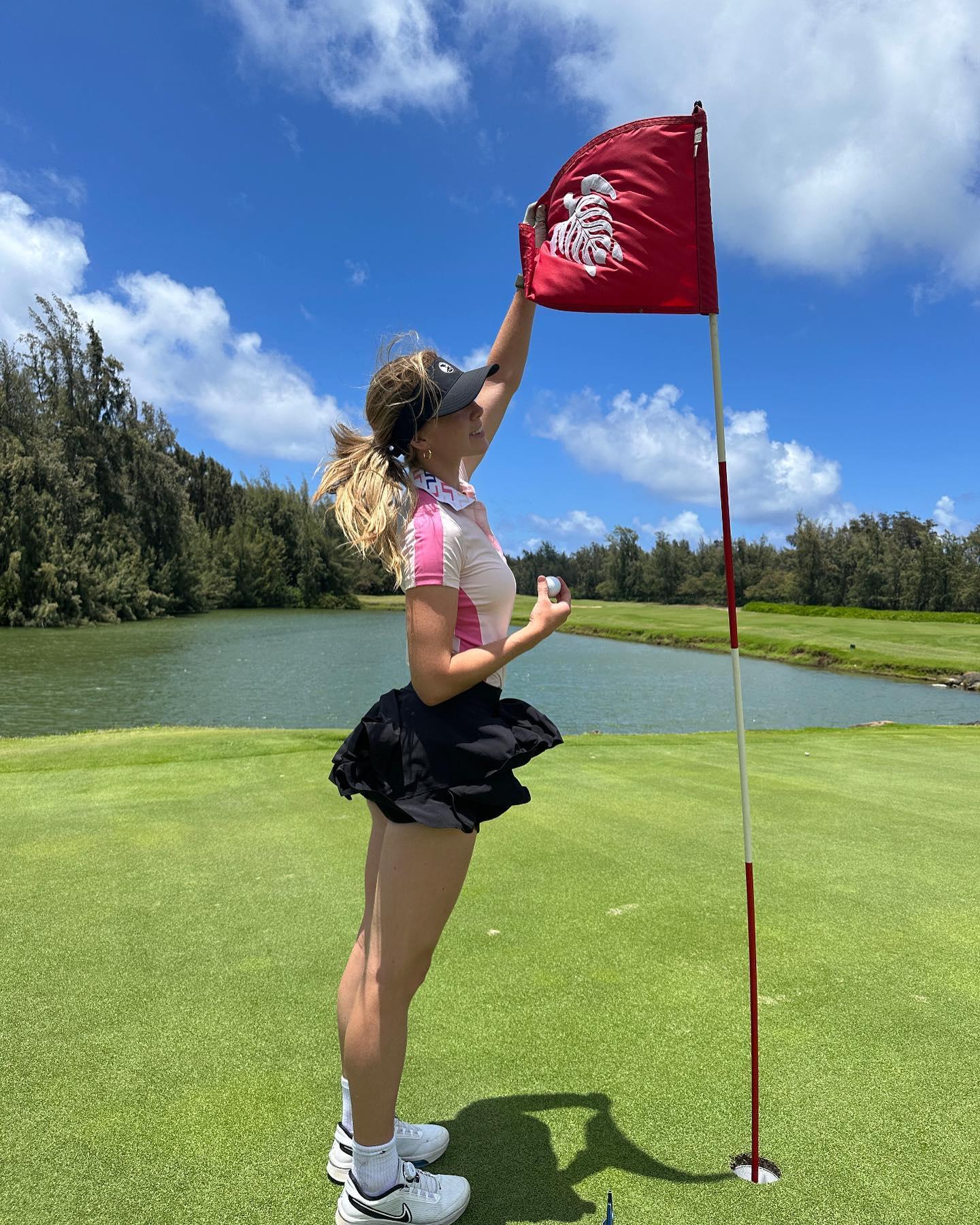 Golfer Grace Charis Teases A Cheeky View On The Green In Hawaii