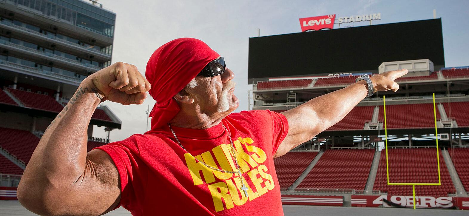 Hulk Hogan Proposed To Fiancée  Sky Daily With Diamond Ring Worth $100K