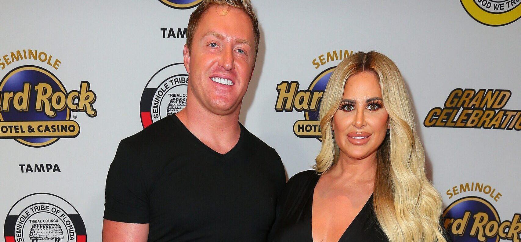 Kim Zolciak And Kroy Biermann Are Seemingly Back Together Weeks After He Filed For Divorce