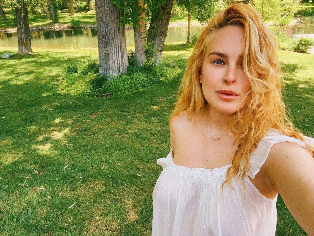 Rumer Willis Talks Motherhood & Spending Time With Her Ailing Father