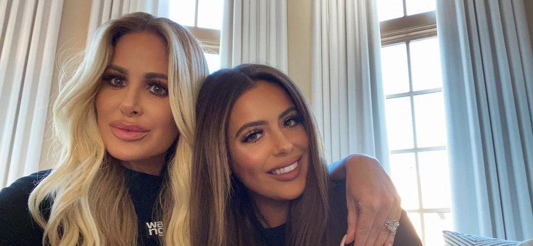 Brielle Biermann Reluctantly Sells LV Bag Amid Kim & Kroy’s Financial Woes