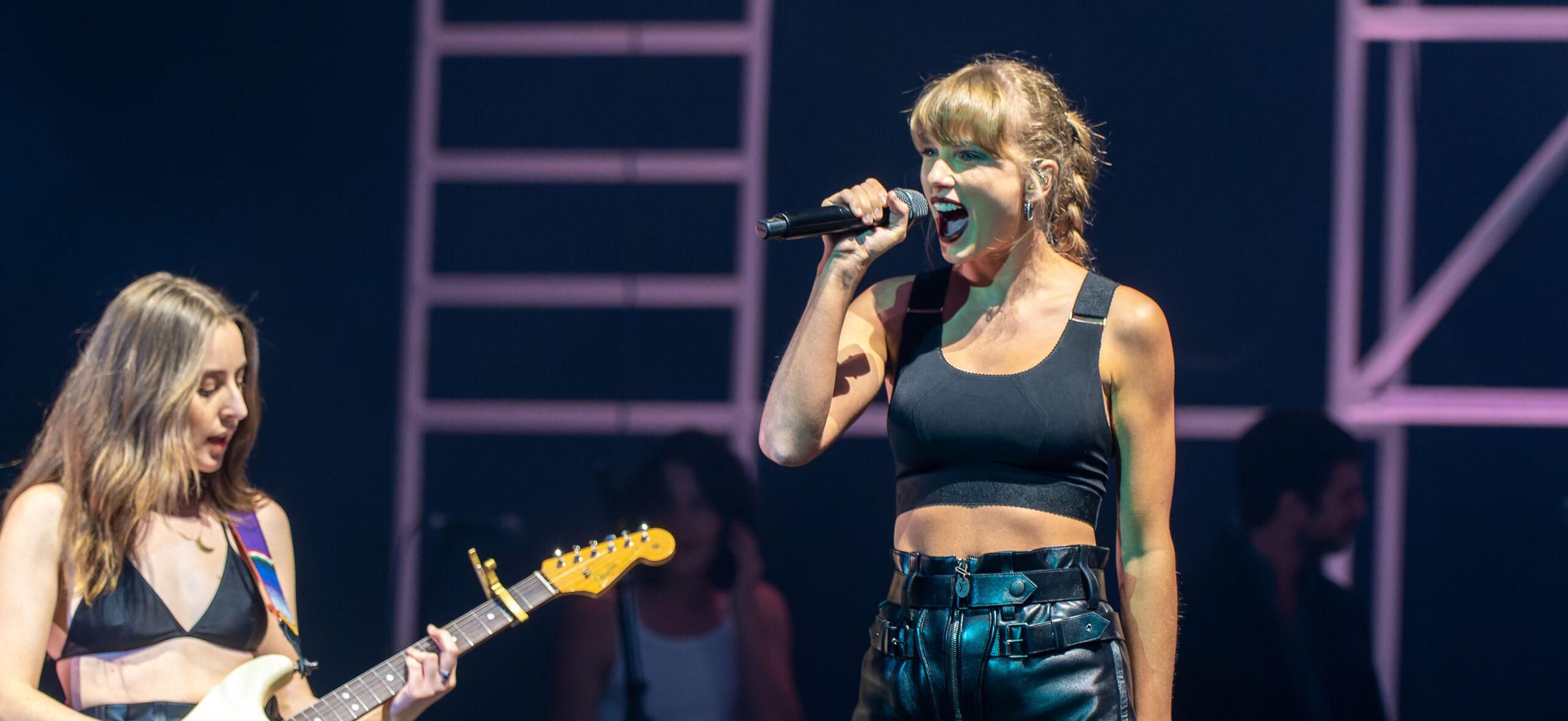 Taylor Swift, Haim Duet 'No Body, No Crime' at 'Eras Tour' in