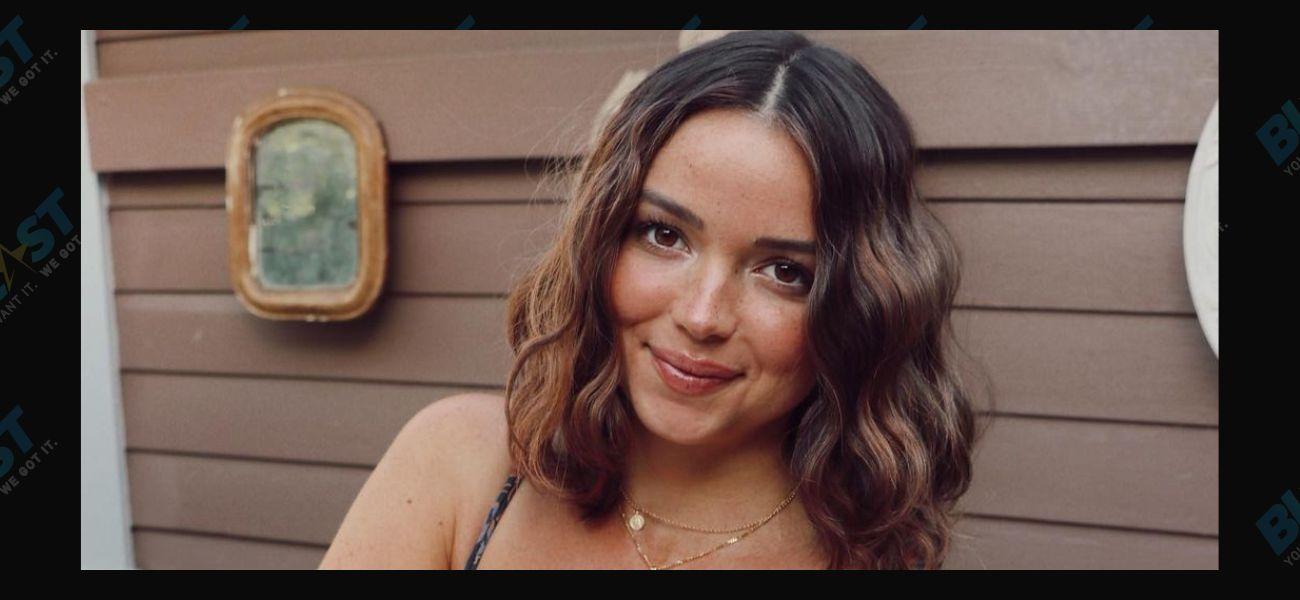 Bekah Martinez Poses Naked Showing Off Pregnant Belly