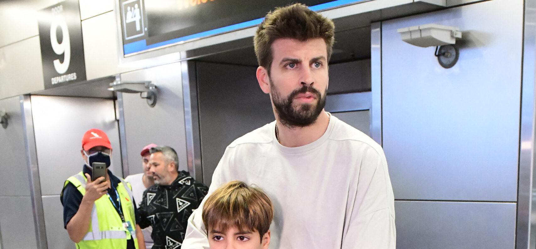 Gerard Piqué Is Moving His Latest Replacement Into The World He Shared With Shakira!!