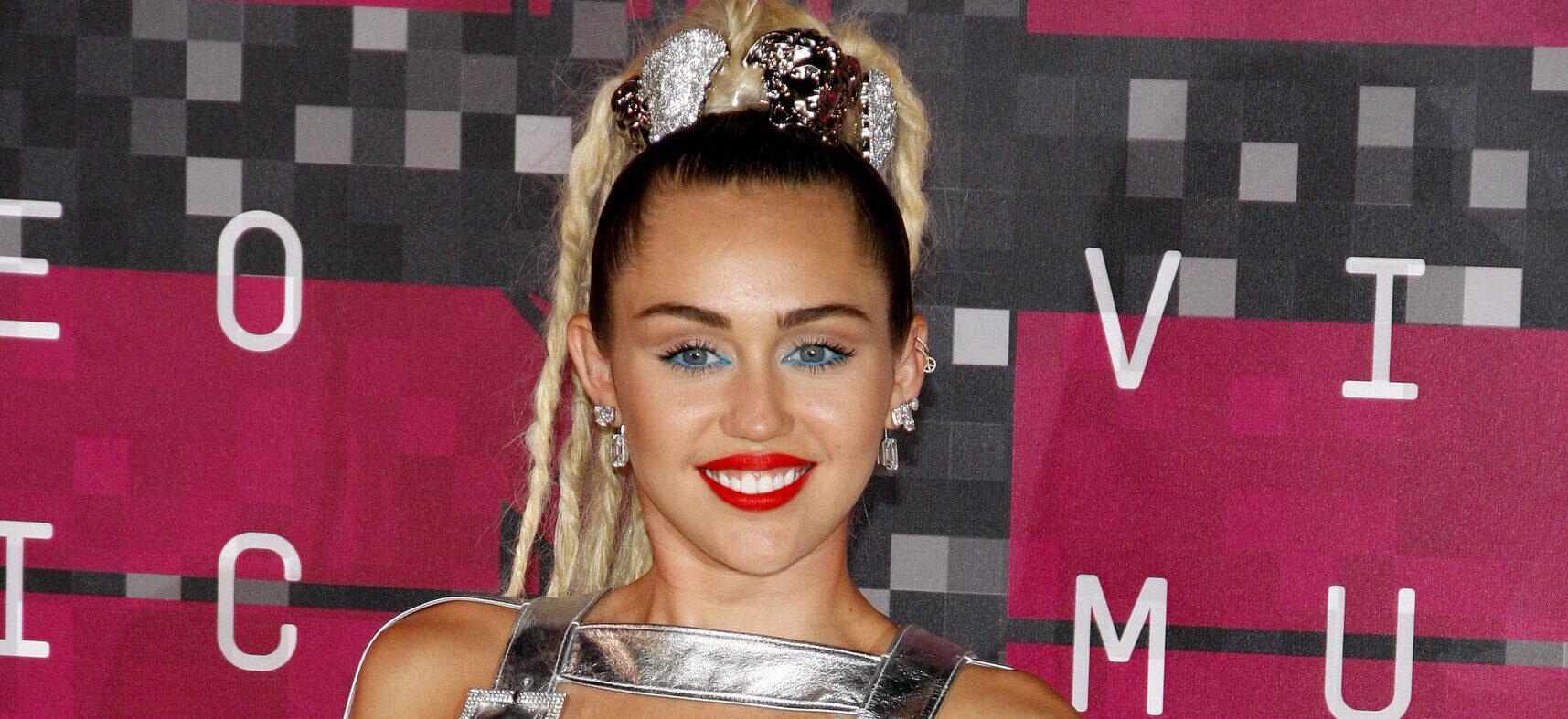 Fans Praise Miley Cyrus’ ‘Maturity’ As She Talks Relationship With Ex Liam Hemsworth