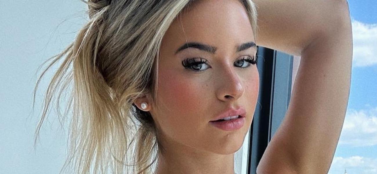 Emily Elizabeth Makes Fans Sweat With Her New Bikini Photo That Looks ‘Unreal’