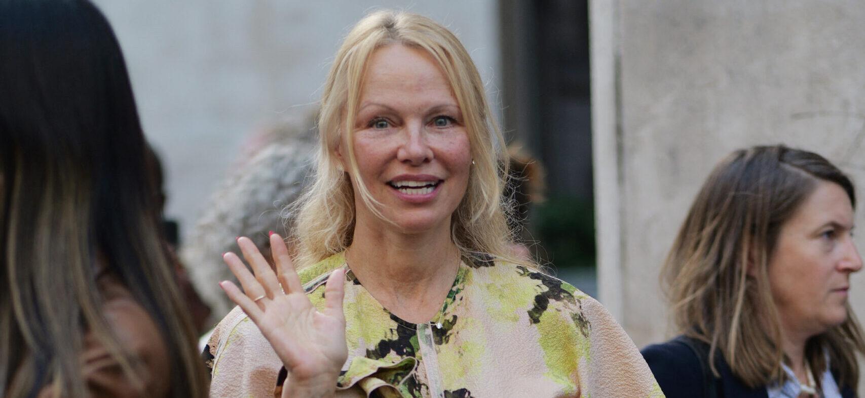 The Sad Reason Behind Pamela Anderson's Decision To Go Makeup-Free