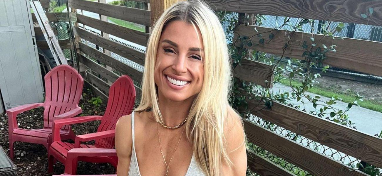 MMA's Hannah Goldy Brings Happiness In New, Yellow Dress