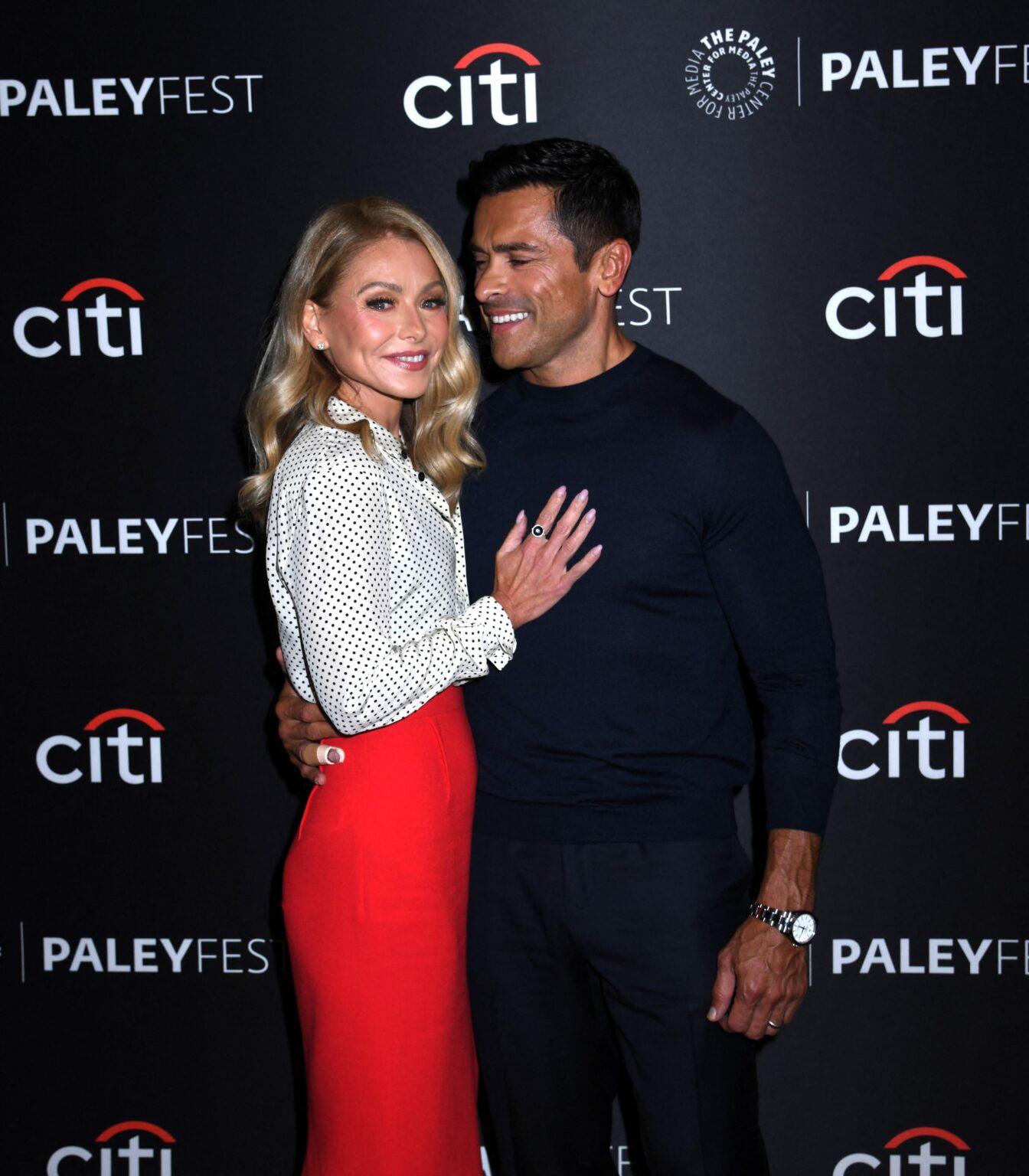 Kelly Ripa Fakes Her Own Death To Avoid Sex With Mark Consuelos