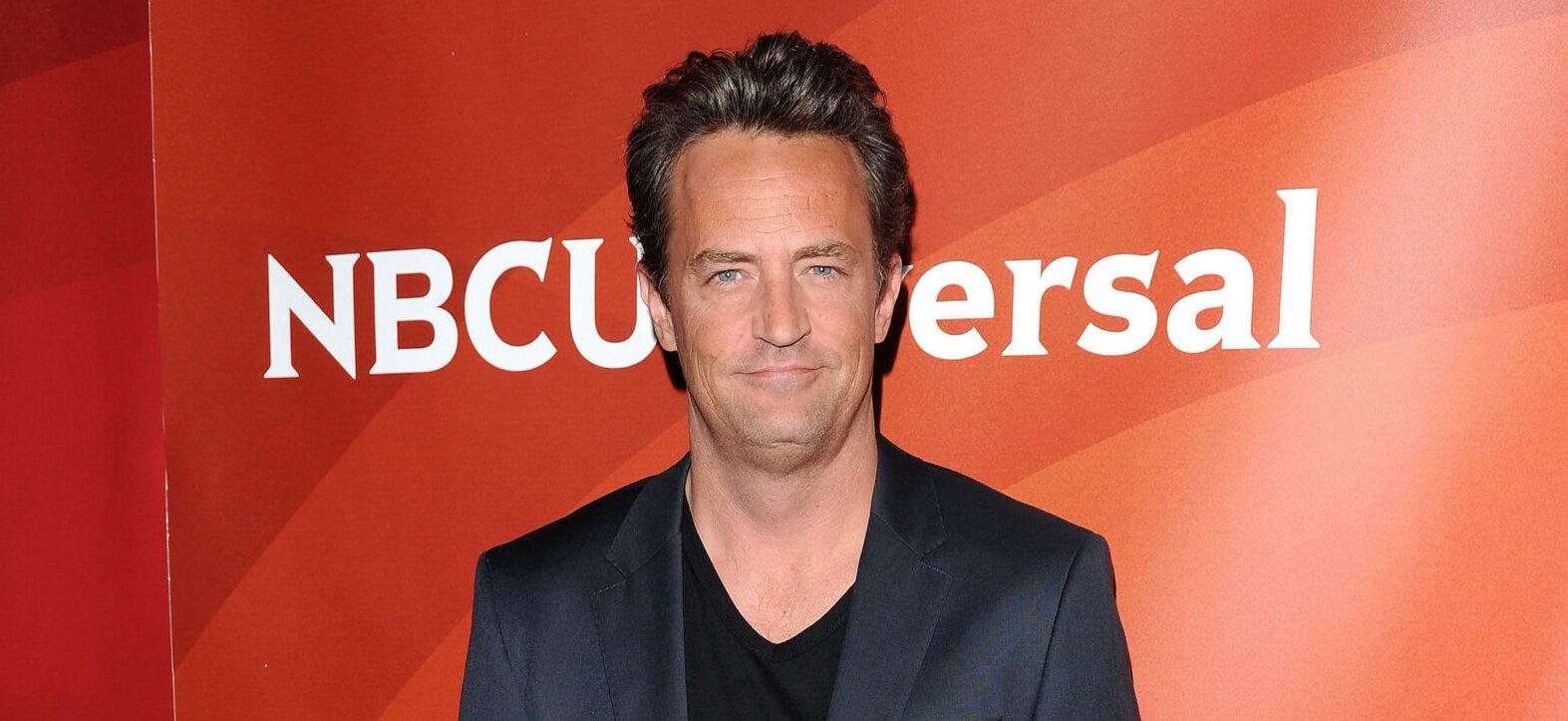 Matthew Perry Gets Loving Tribute During Thanksgiving Day Parade